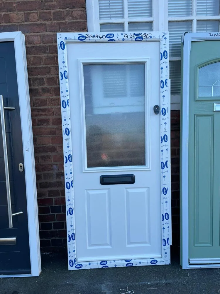 White Composite Traditional Door 925 X 2035 mm 21NHA30