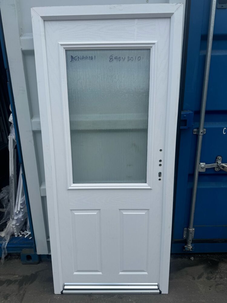 White Composite Traditional Door 890 x 2010 mm 25NAA101