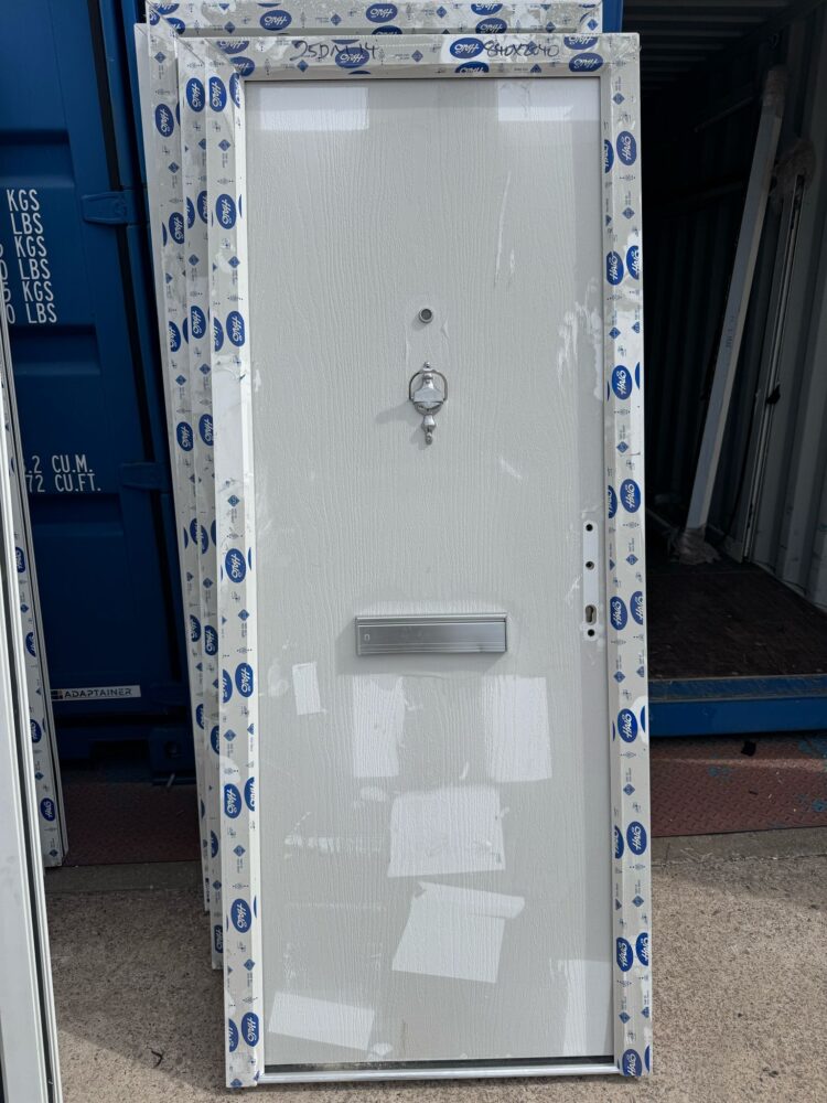 White Composite Modern Door 840 x 2040 mm 25DM14