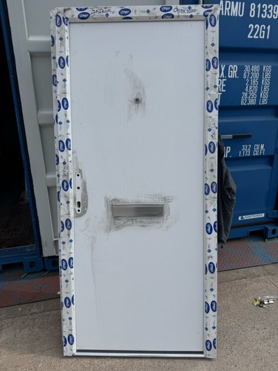 White Composite Modern Door 910 x 2020 mm 25DM19
