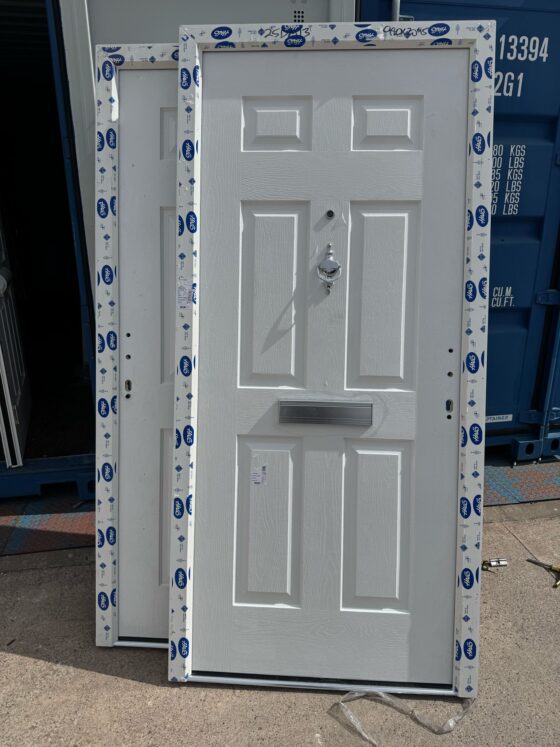 White Composite Traditional Door 980 x 2095 mm 25DM13