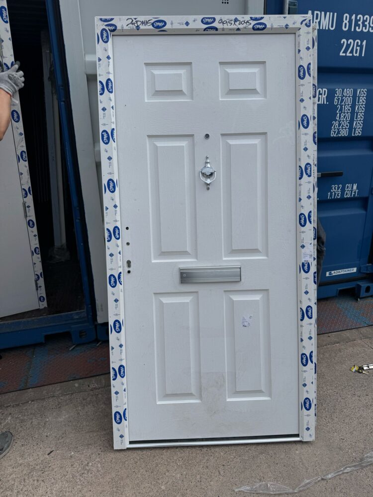 White Composite Traditional Door 995 x 2045 mm 25DM15