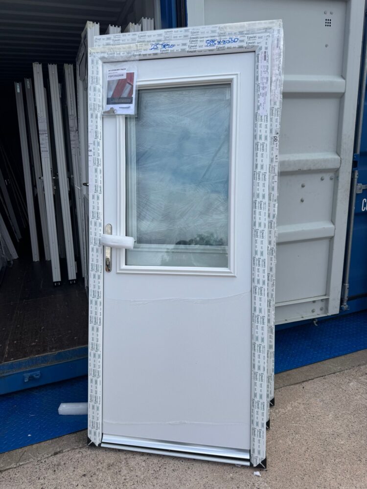 White Composite Traditional Door 895 x 2030 mm 25JP20
