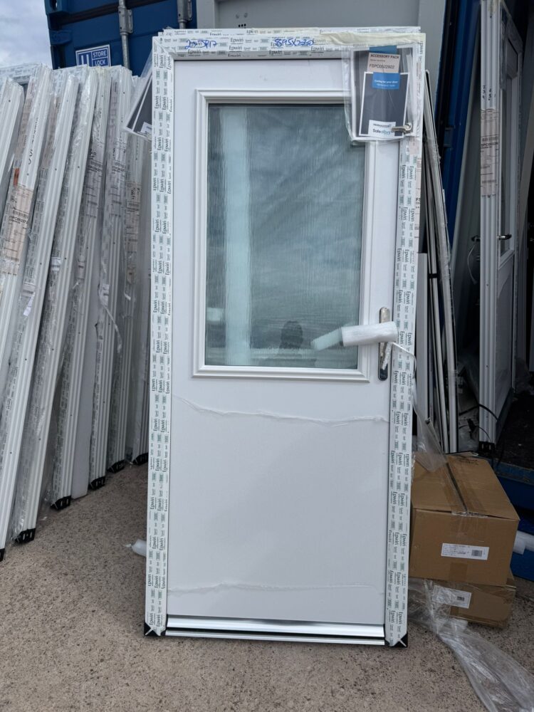 White Composite Traditional Door 895 x 2030 mm 25JP17