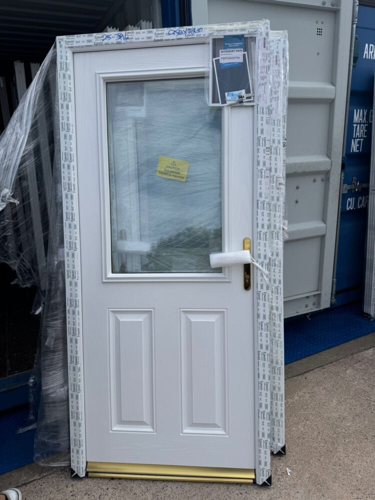 White Composite Traditional Door 950 x 2060 mm 25JP16