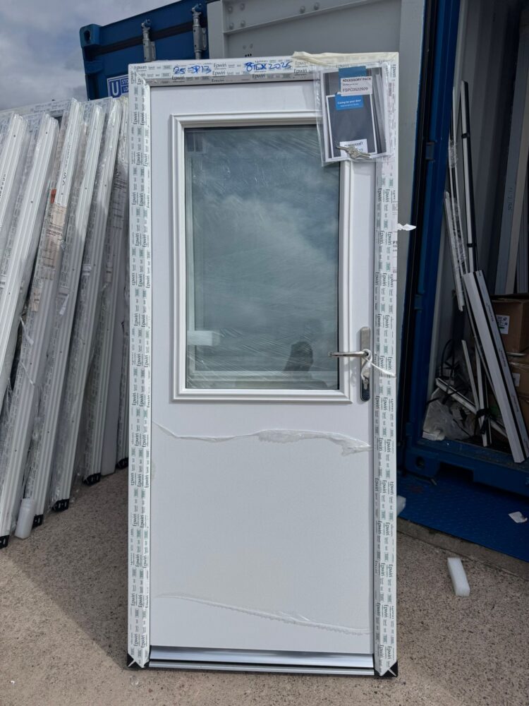 White Composite Traditional Door 890 x 2025 mm 25JP13