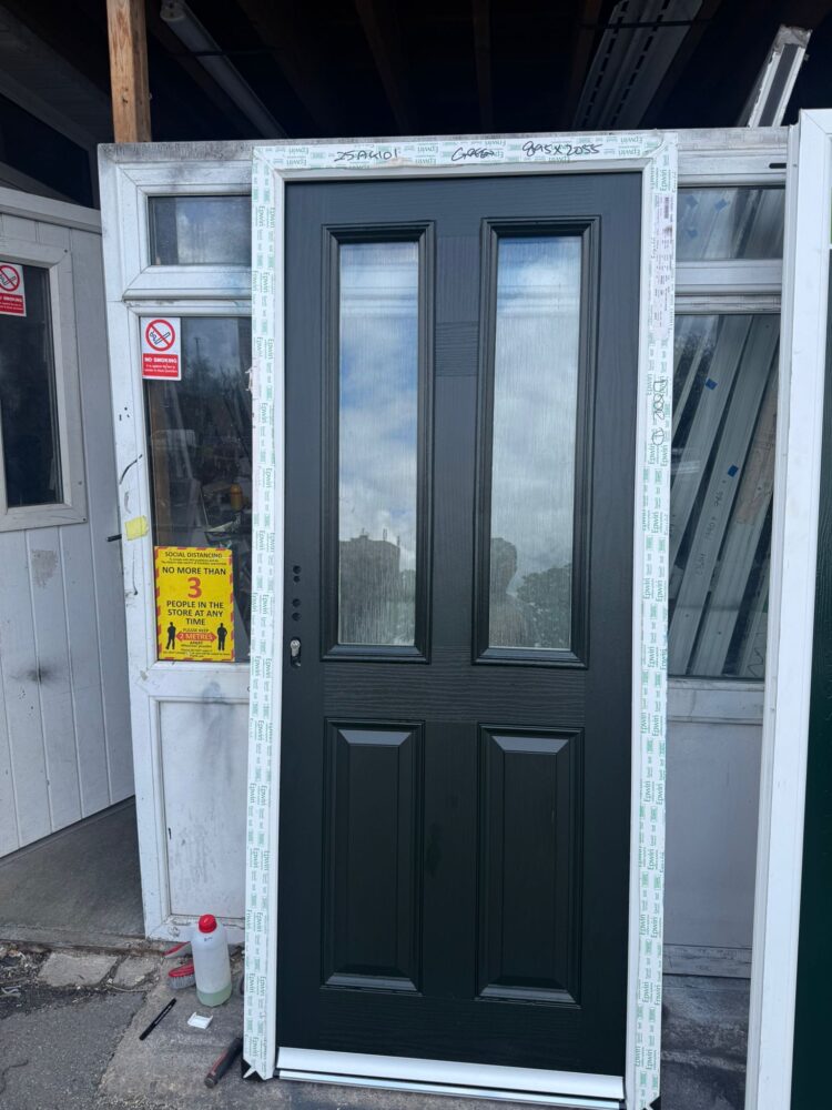 Green Composite Traditional Door 895 x 2055 mm 25AG101
