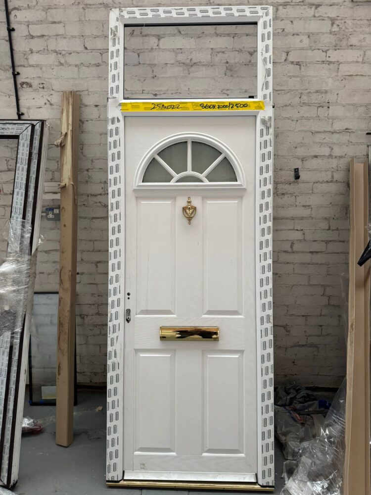 White Composite Traditional Door 860 x 2000/2500 mm 25MO22