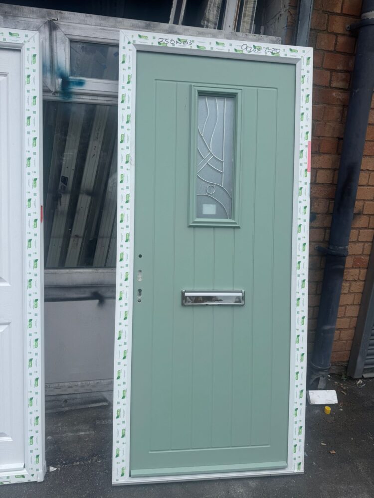 Chartwell Green Composite Modern Door 920 x 2070 mm 25ON03
