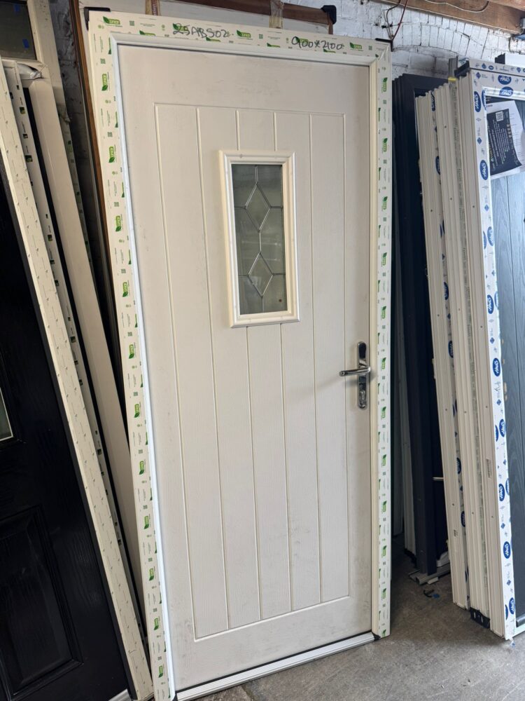 White Composite Traditional Door 900 x 2100 mm 25ABS02B