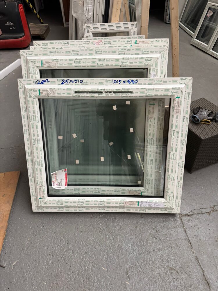 White Upvc Window 1015 X 880 mm 25MO10