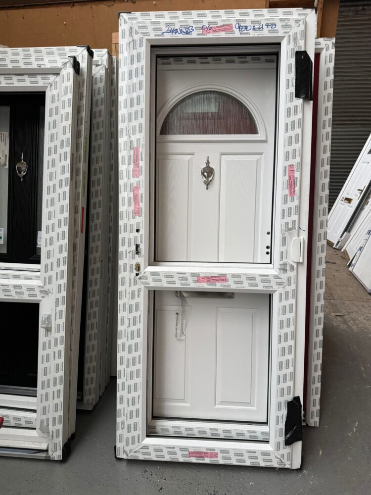 White Upvc Door 900 x 2140 mm 25NN03