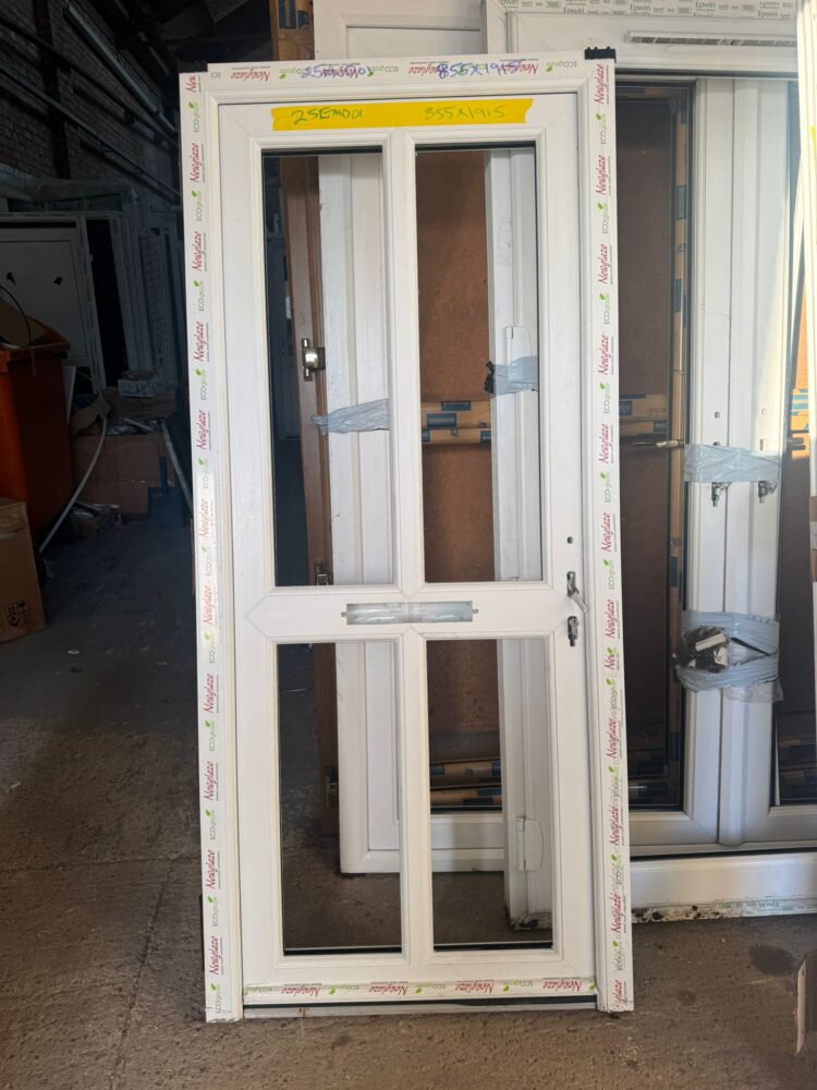 White Upvc Door 855 x 1915 mm 25EMD01