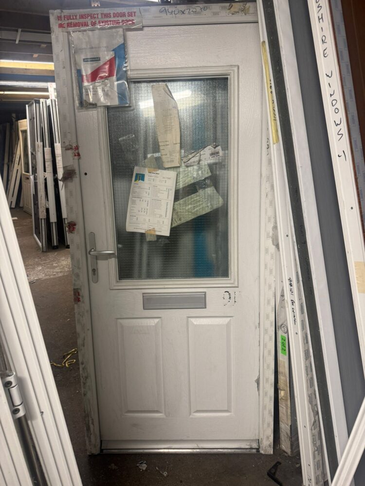 White Composite Traditional Door 940 x 2070 mm