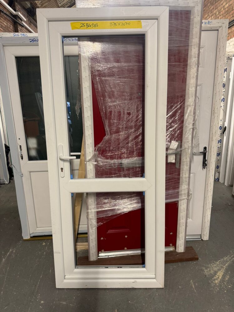 White Upvc Door 875 x 2070 mm 25BGD03