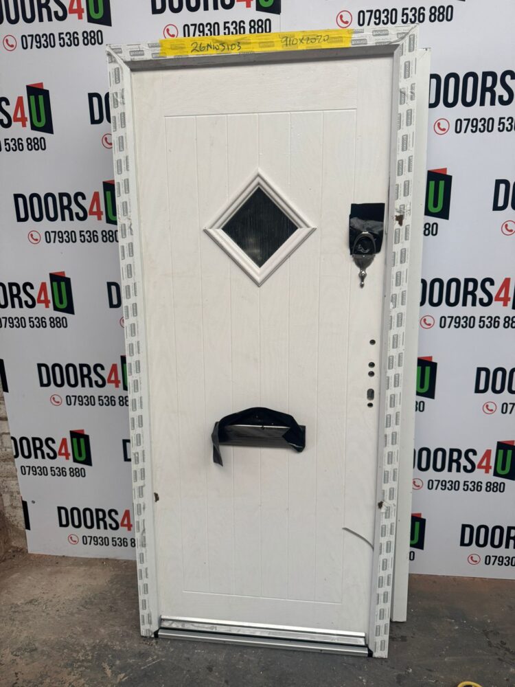 White Composite Modern Door 910 x 2020 mm 26NWJ103