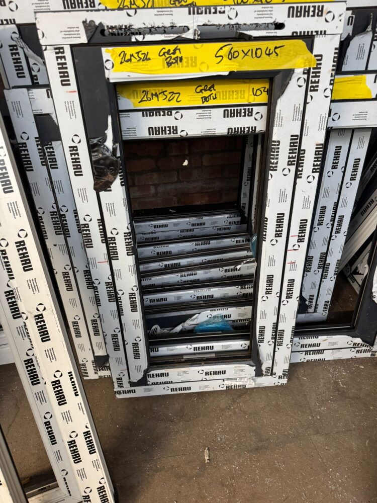 Anthracite Grey Upvc Window 560 X 1045 mm 26MJ26