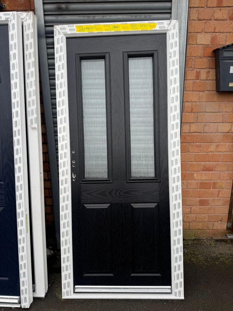 Black Composite Traditional Door 895 x 2015 mm 26MNW25