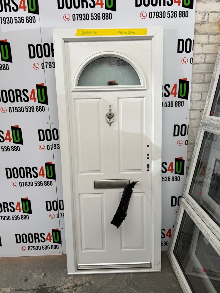 White Composite Traditional Door 840 x 2065 mm 26NWA106