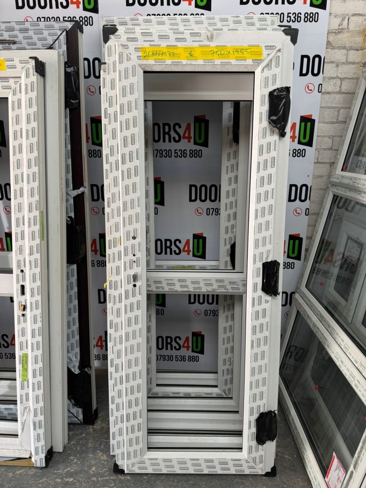 White Upvc Door 750 x 1955 mm 26NWA132