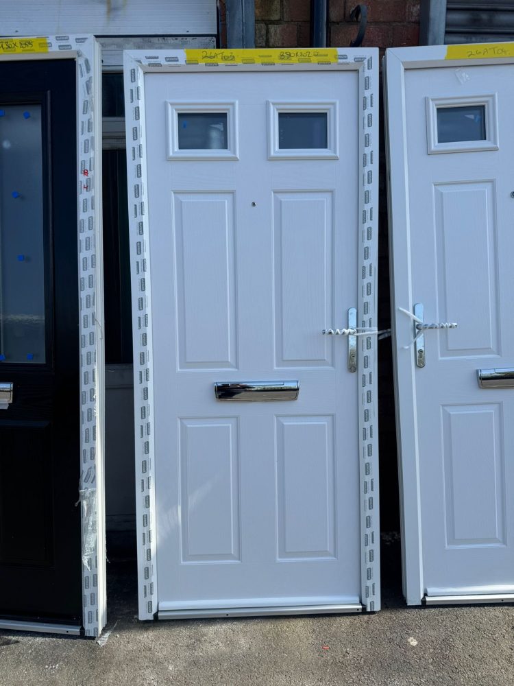 White Composite Traditional Door 880 x 2020 mm 26AT03