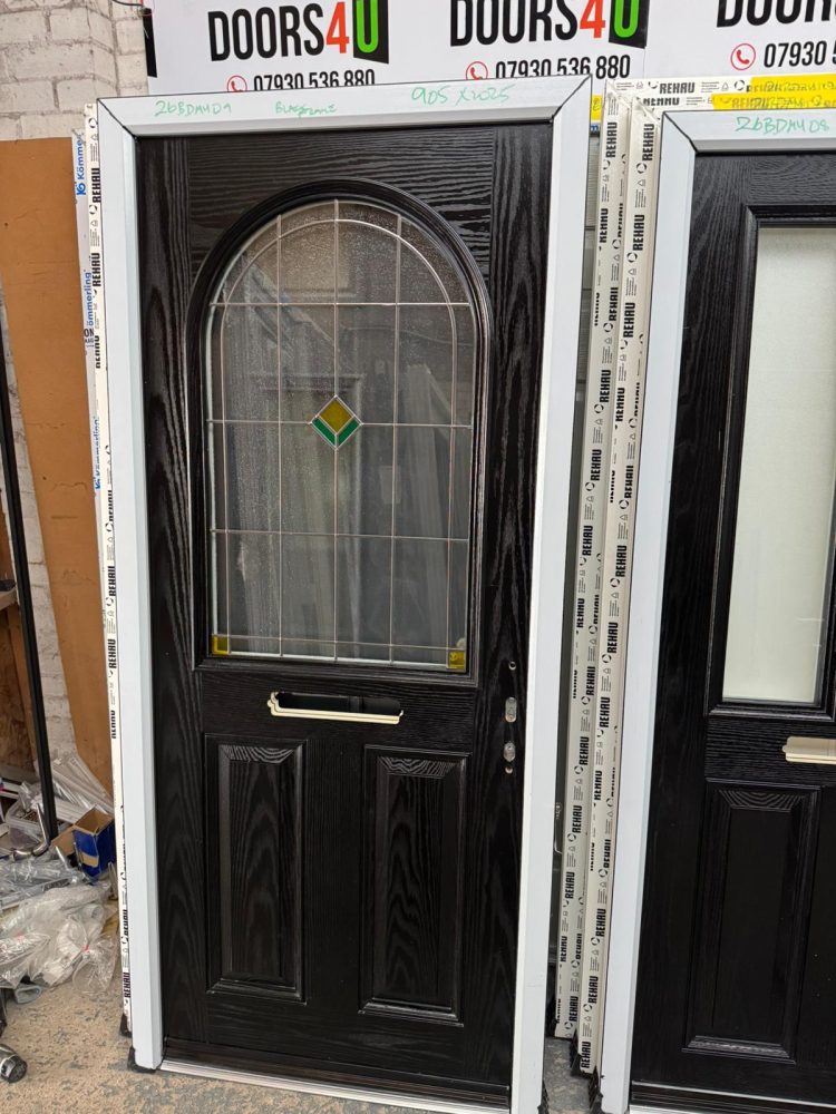 Black Composite Traditional Door 905 x 2025 mm 26BDMY09