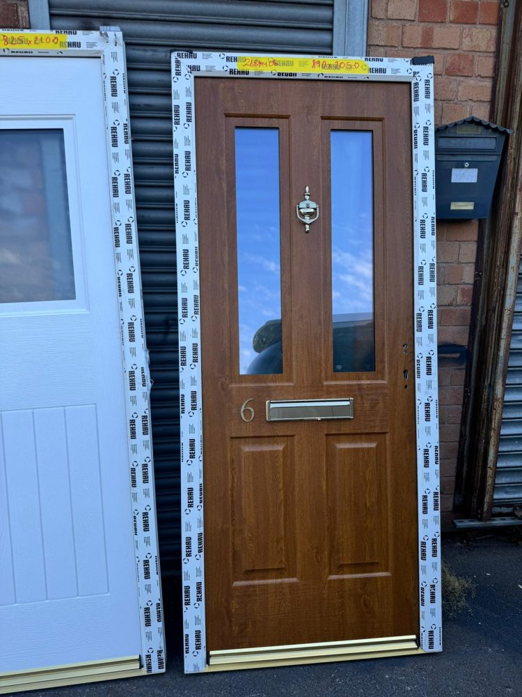 Golden Oak Composite Traditional Door 890 x 2050 mm 26BMY06