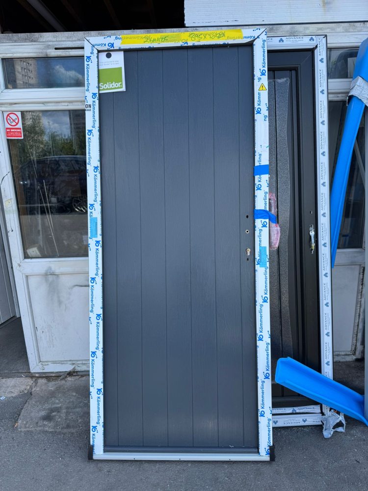 Anthracite Grey Composite Modern Solidor Door 895 x 2080 mm 26MG05