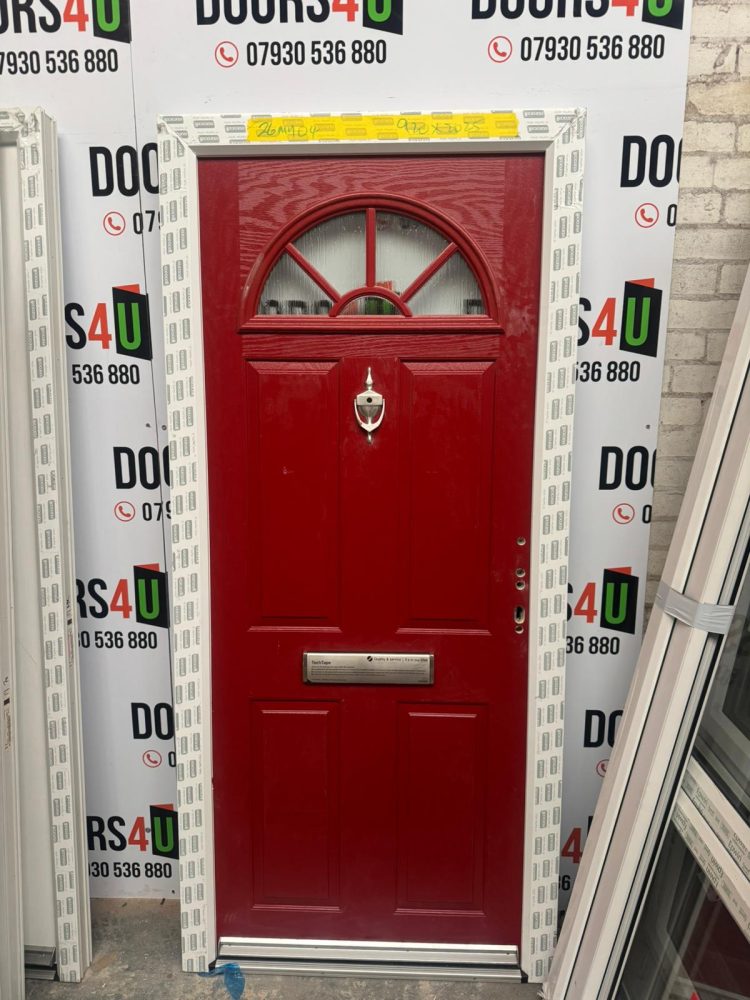 Red Composite Traditional Door 920 x 2025 mm 26NMY04