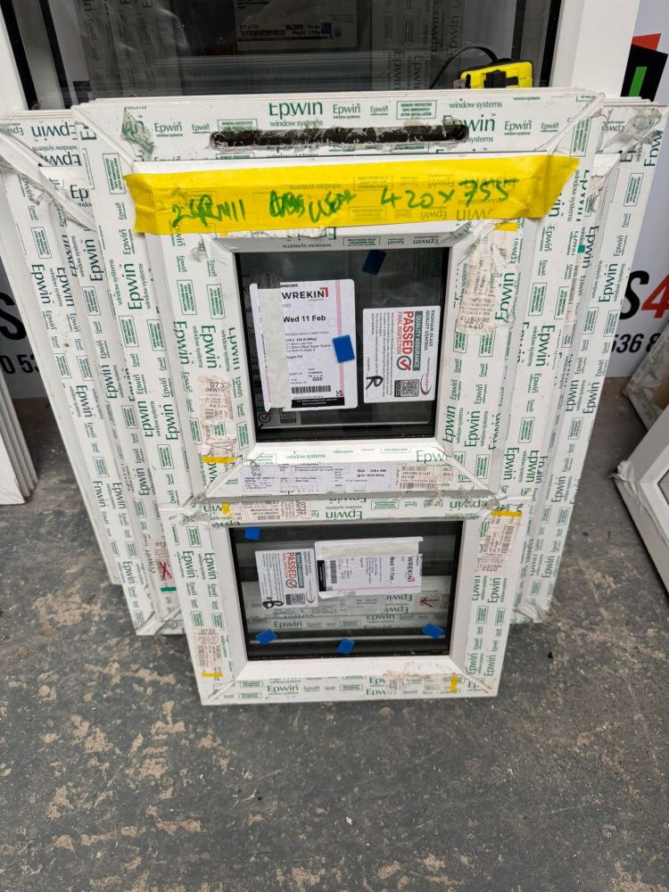 White Upvc Window 420 X 755 mm 26RM11