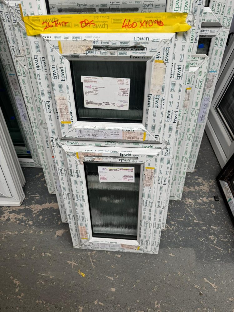 White Upvc Window 460 X 1090 mm 26TM17
