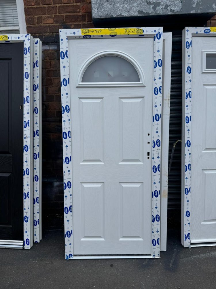 White Composite Traditional Door 870 x 2030 mm 26HMJ01