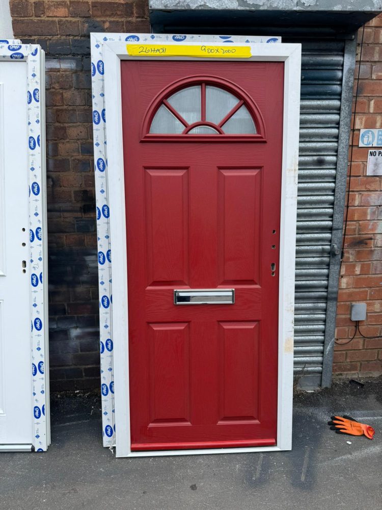 Red Composite Traditional Door 900 x 2000 mm 26HMJ11