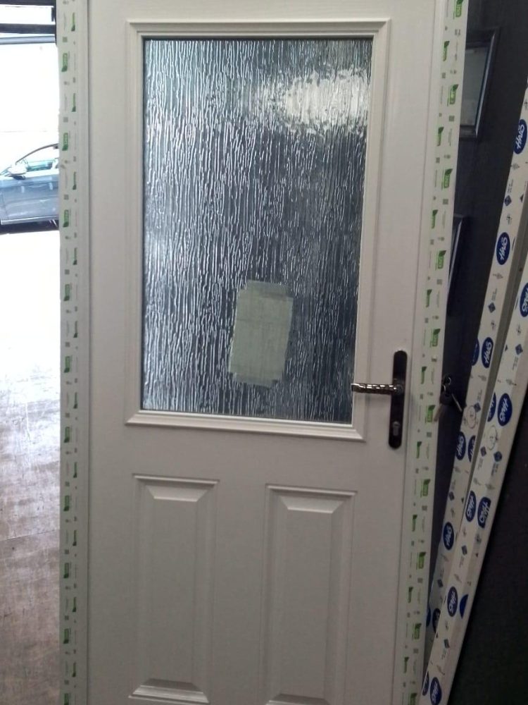 White Composite Traditional Door 925 x 2060 mm