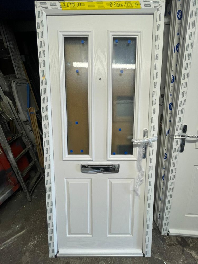 White Composite Traditional Door 880 x 2005 mm 26TG01