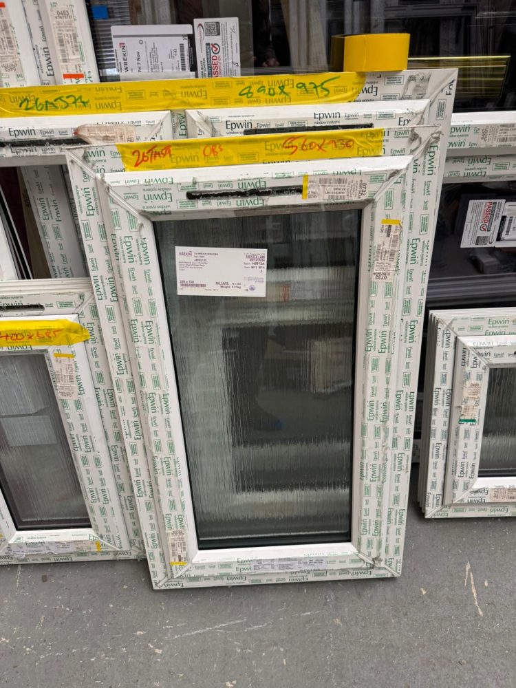 White Upvc Window 560 X 930 mm 26TM59