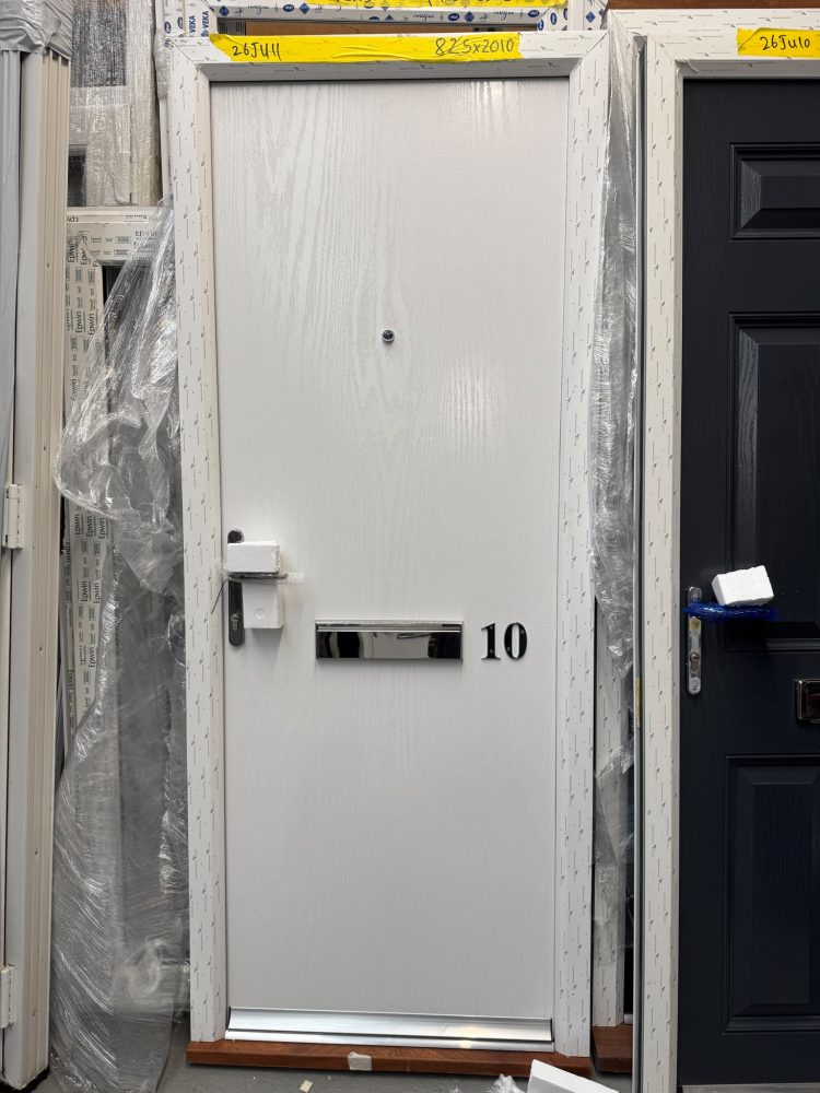 White Composite Traditional Door 825 x 2010 mm 26JU11