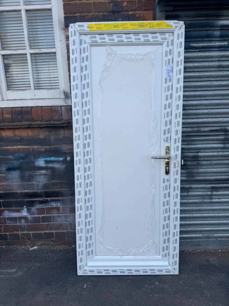 White Upvc Door 850 x 2000 mm 26WJJ01