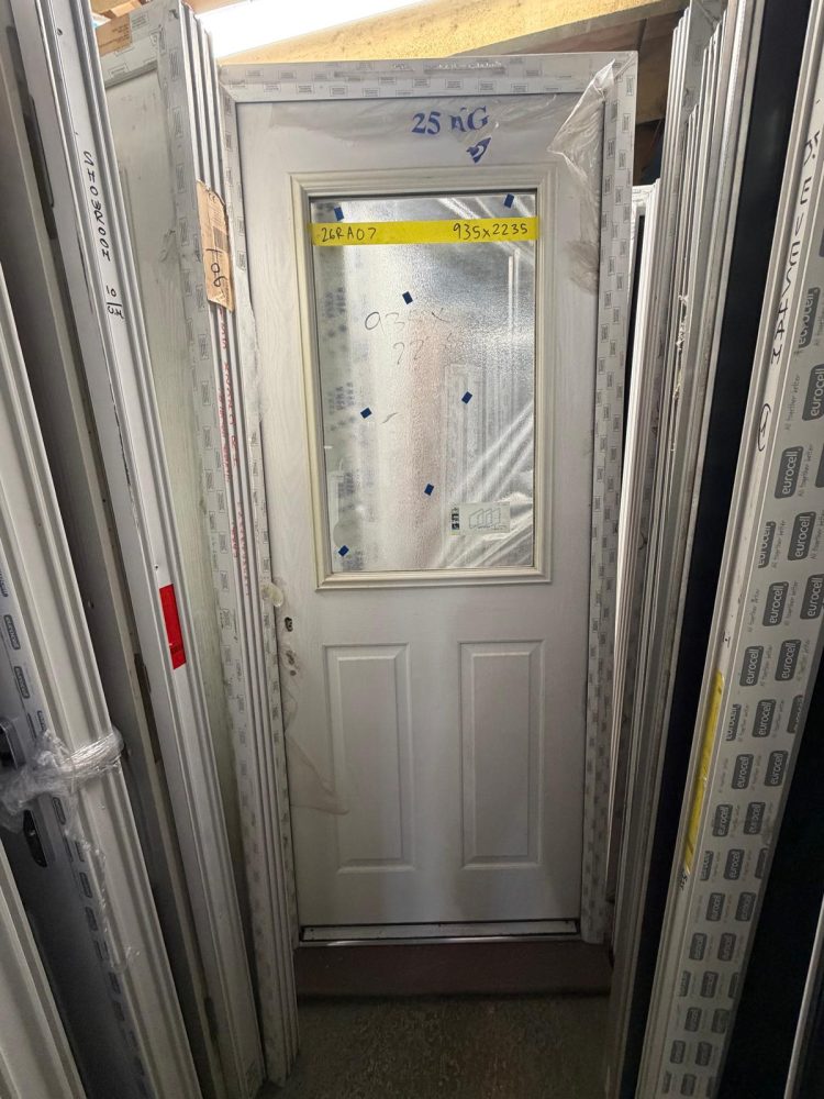 White Composite Traditional Door 935 x 2235 mm 26RA07