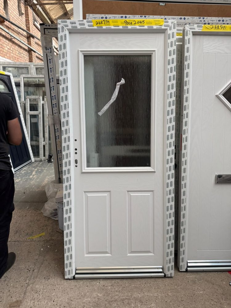 White Composite Traditional Door 900 x 2045 mm 26RJ14