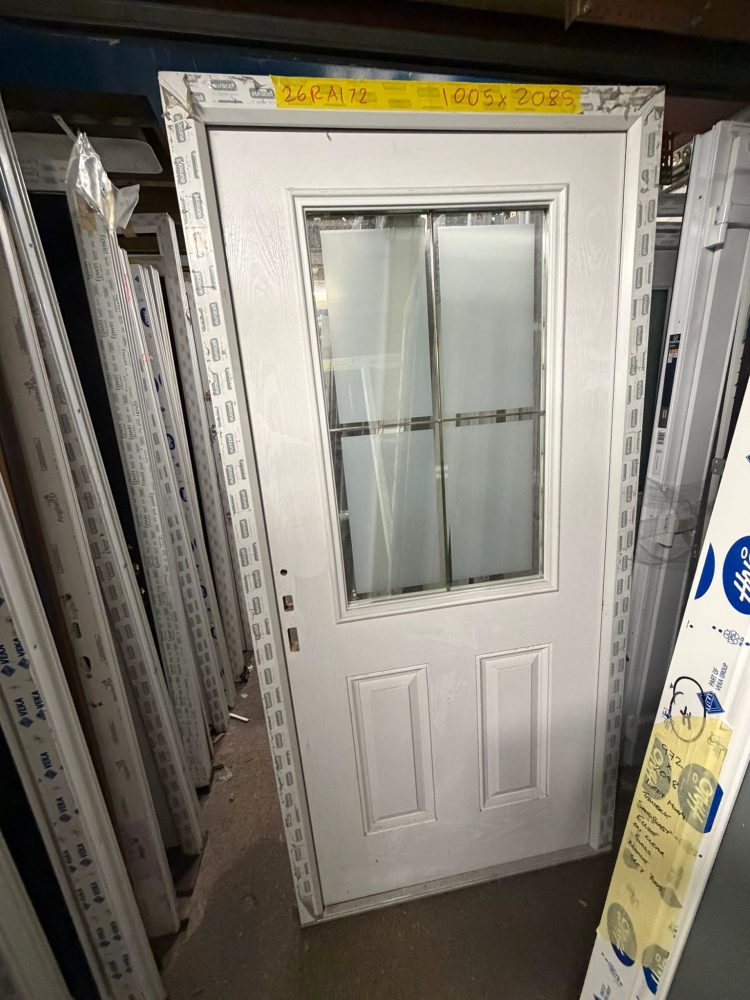 White Composite Traditional Door 1005 x 2085 mm 26RA172