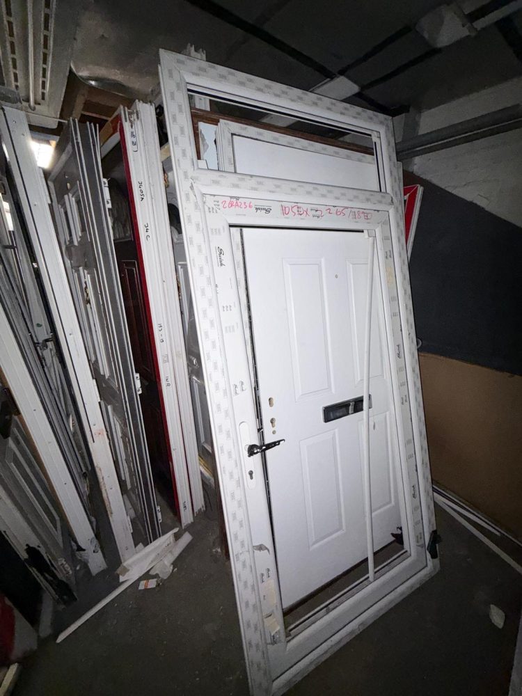White Upvc Door 1050 x 2265/1890 mm 26RA236