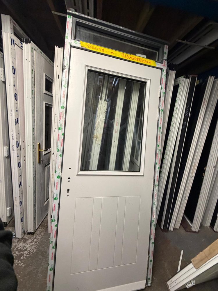 White Composite Traditional Door 910 x 2085/2300 mm 26RA198
