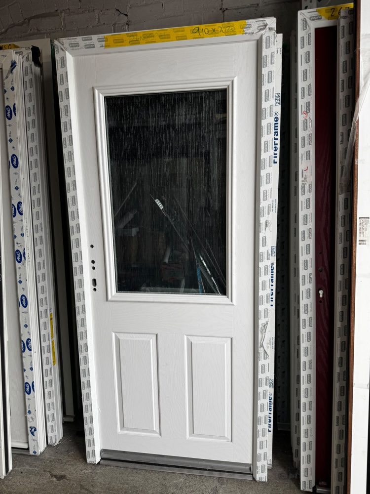 White Composite Traditional Door 910 x 2020 mm 26NWAA01