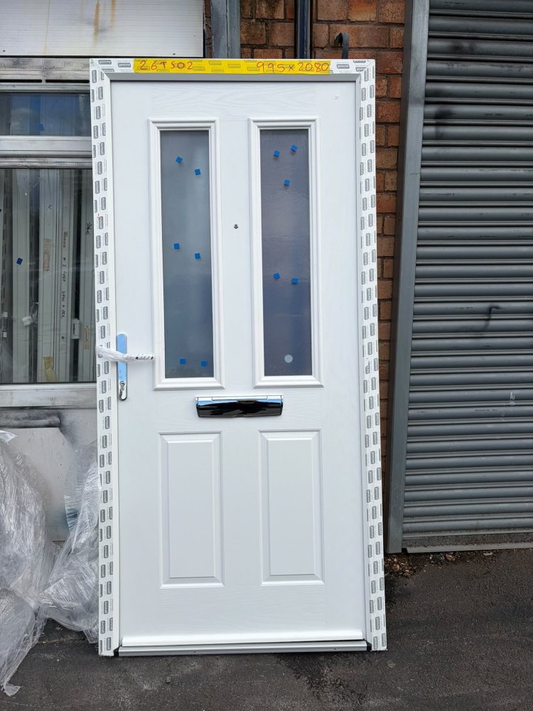 White Composite Traditional Door 995 x 2080 mm 26TS02