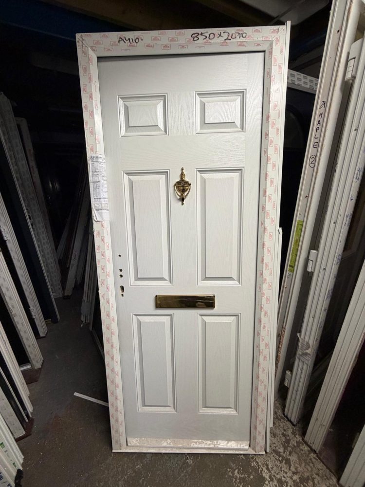 White Composite Traditional Door 850 x 2070 mm A410