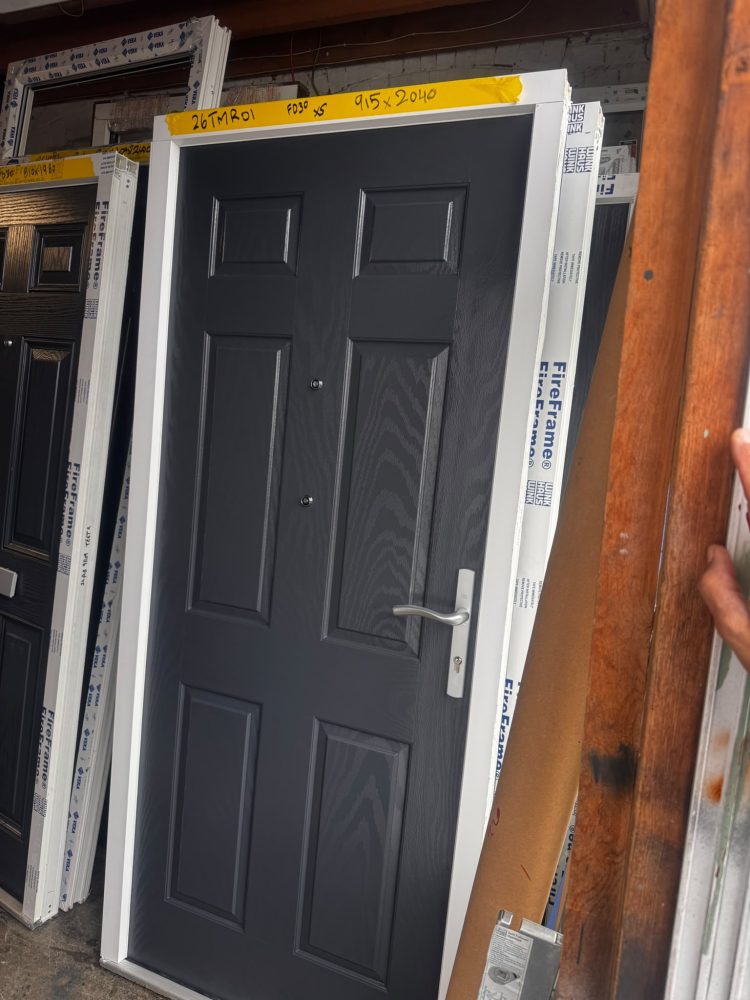 Ex-Showroom Anthracite Grey Composite Traditional FD30 Door 915 x 2040 mm 26TMR01