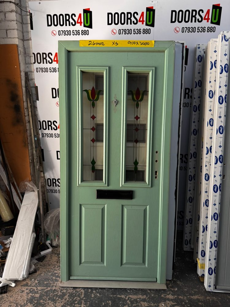 Ex-Showroom Green Composite Traditional Door 900 x 2000 mm 26HO12