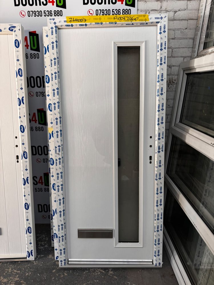 White Composite Modern Door 900 x 2060 mm 26HO07