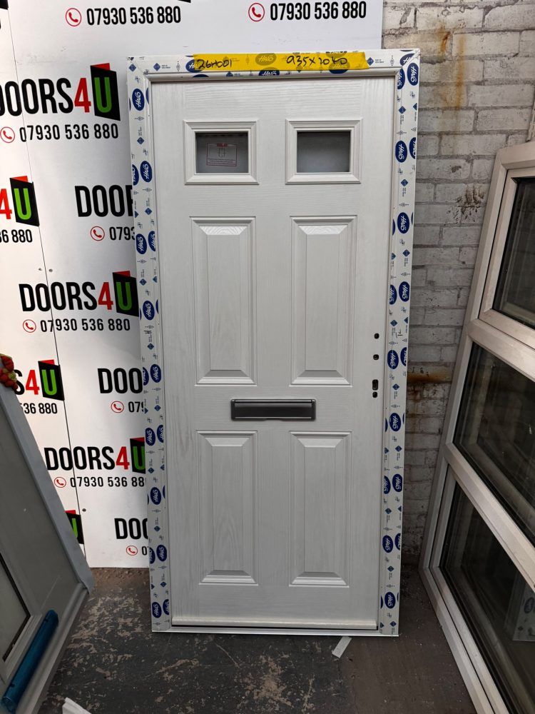 White Composite Traditional Door 935 x 2040 mm 26HO01